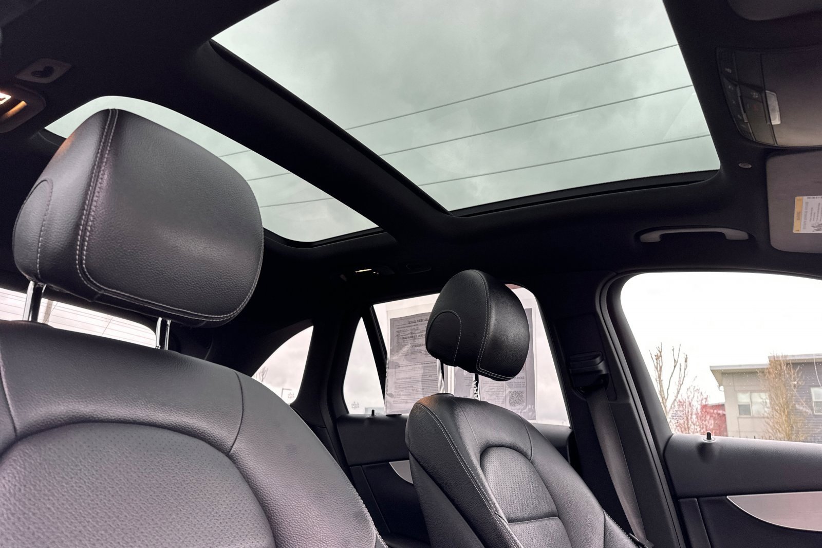 Used 2020 Mercedes-Benz GLC 350e GLC 350e image 18