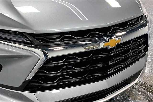 Used 2025 Chevrolet Blazer LT image 29