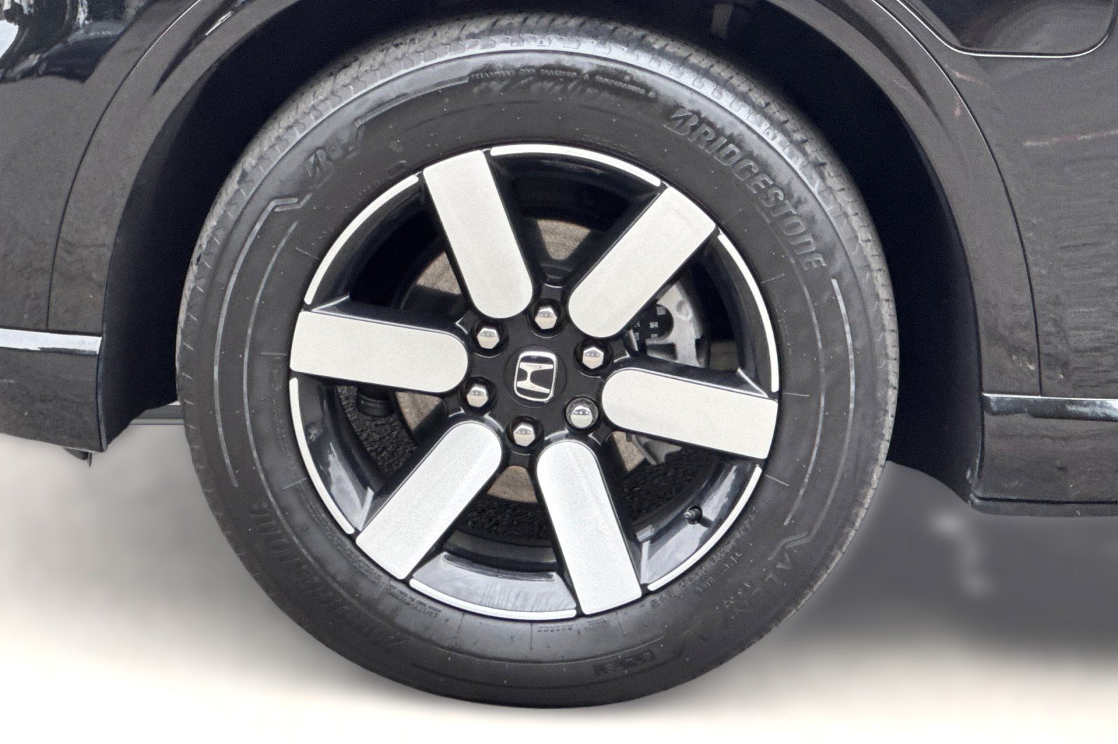 Certified 2024 Honda Prologue Touring image 12