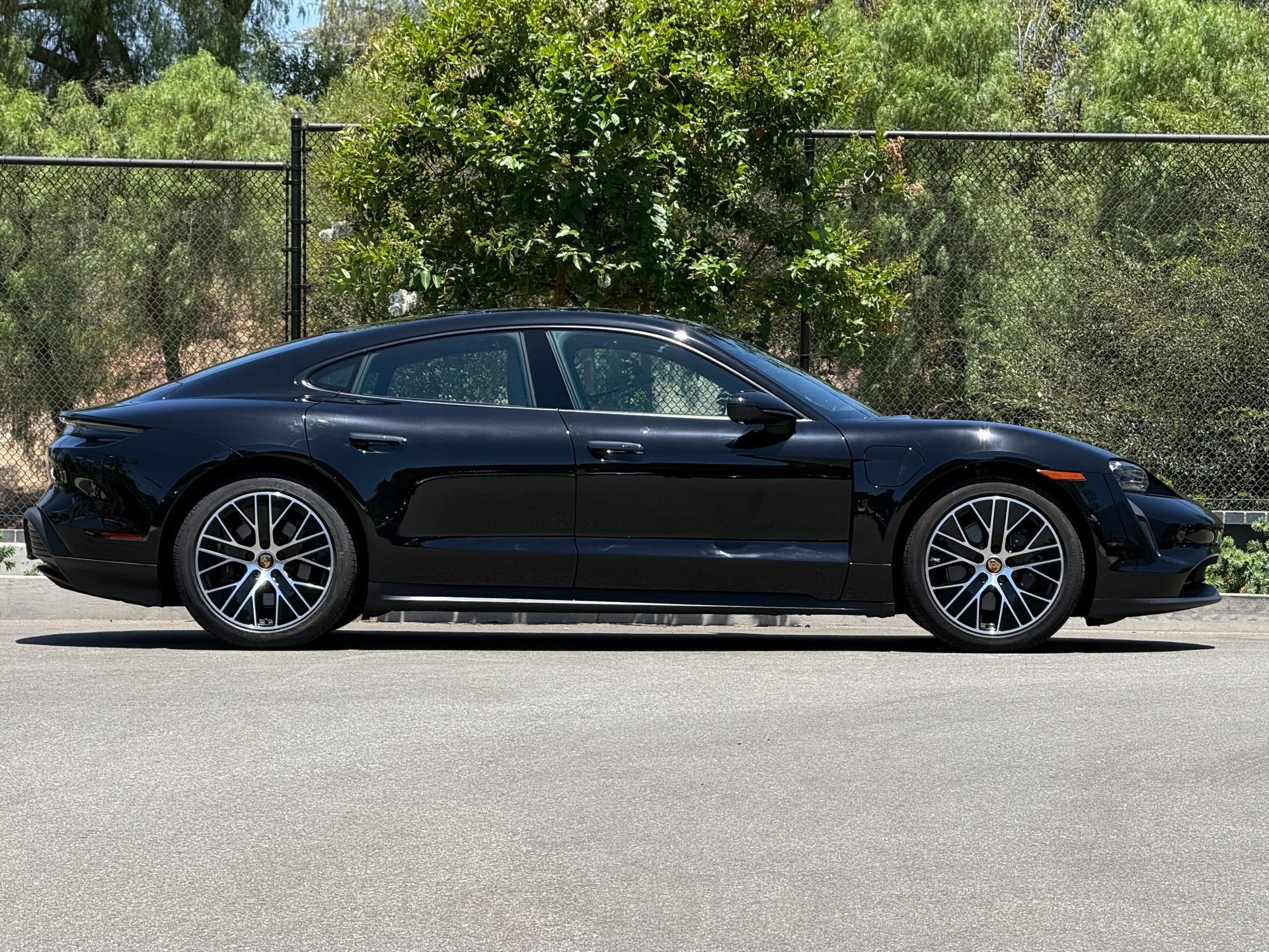 Certified 2023 Porsche Taycan RWD image 8