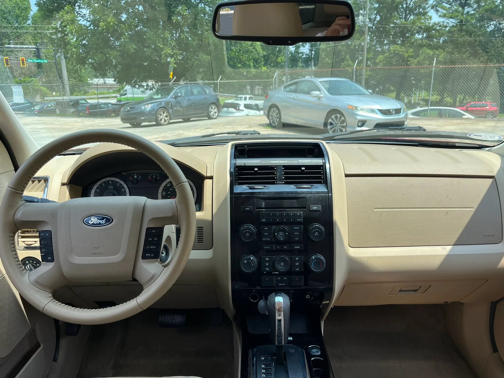 Used 2011 Ford Escape Limited FWD image 12