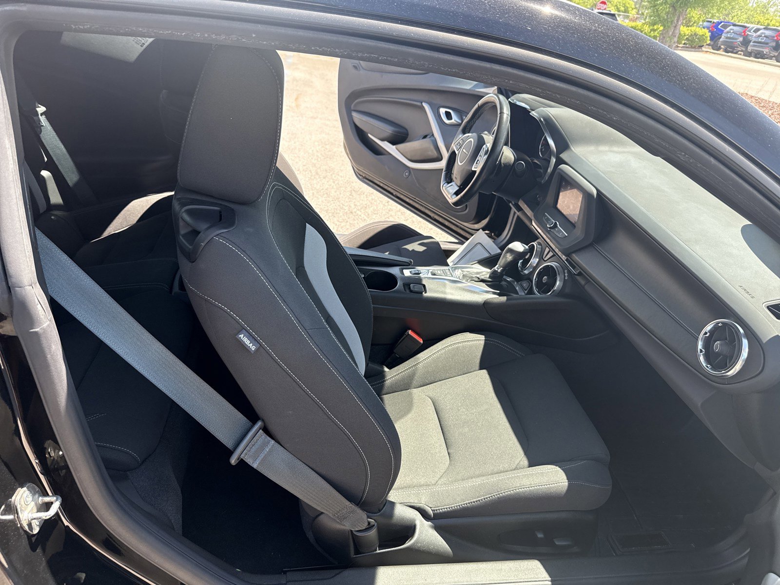 Used 2022 Chevrolet Camaro LT RWD image 30