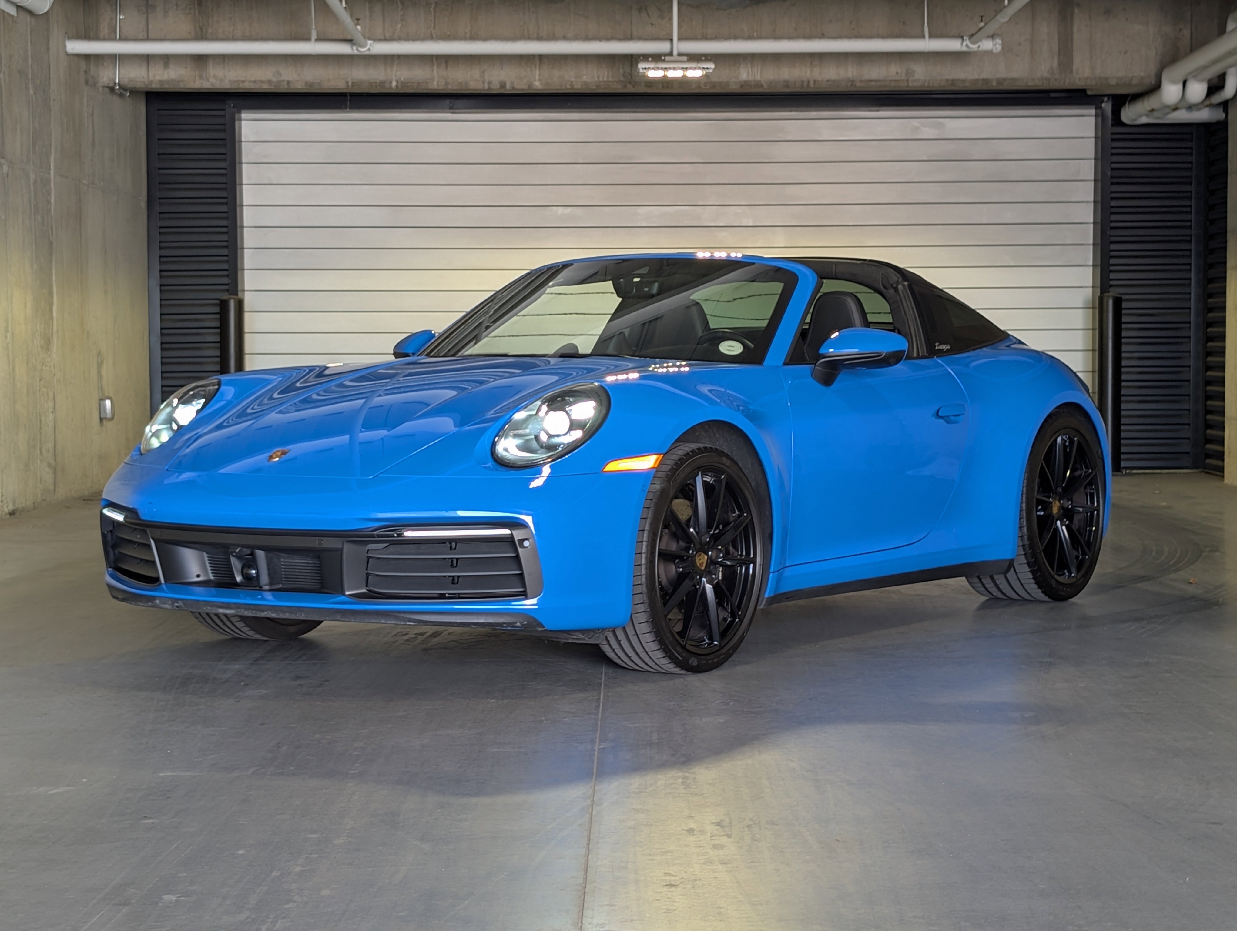 Certified 2022 Porsche 911 Targa 4S image 1