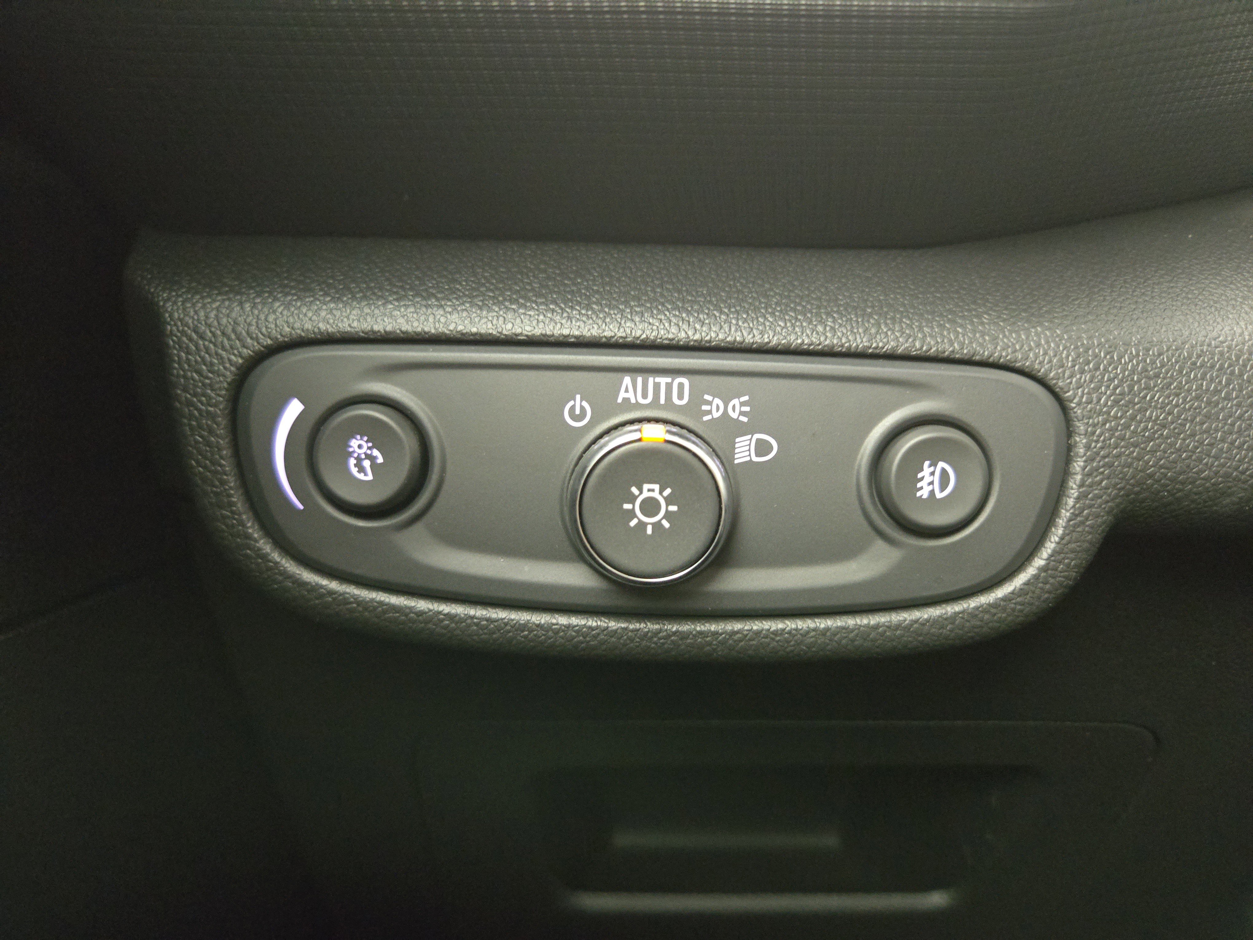 Used 2023 Chevrolet TrailBlazer LT w/ Convenience Package image 28