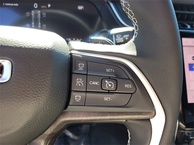 New 2025 Jeep Grand Cherokee Limited image 29