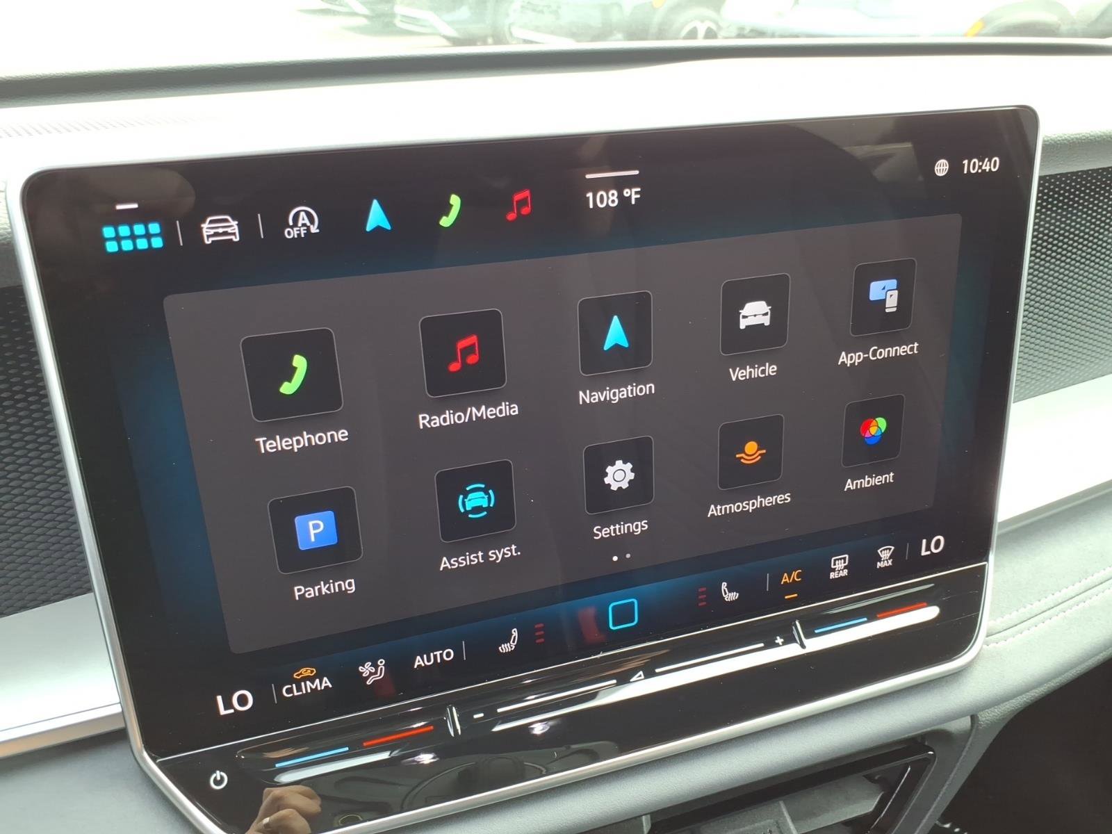 New 2026 Volkswagen Tiguan SE R-Line image 15