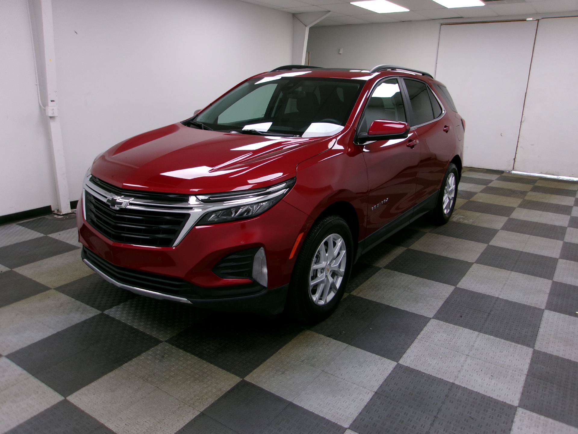 Used 2024 Chevrolet Equinox LT