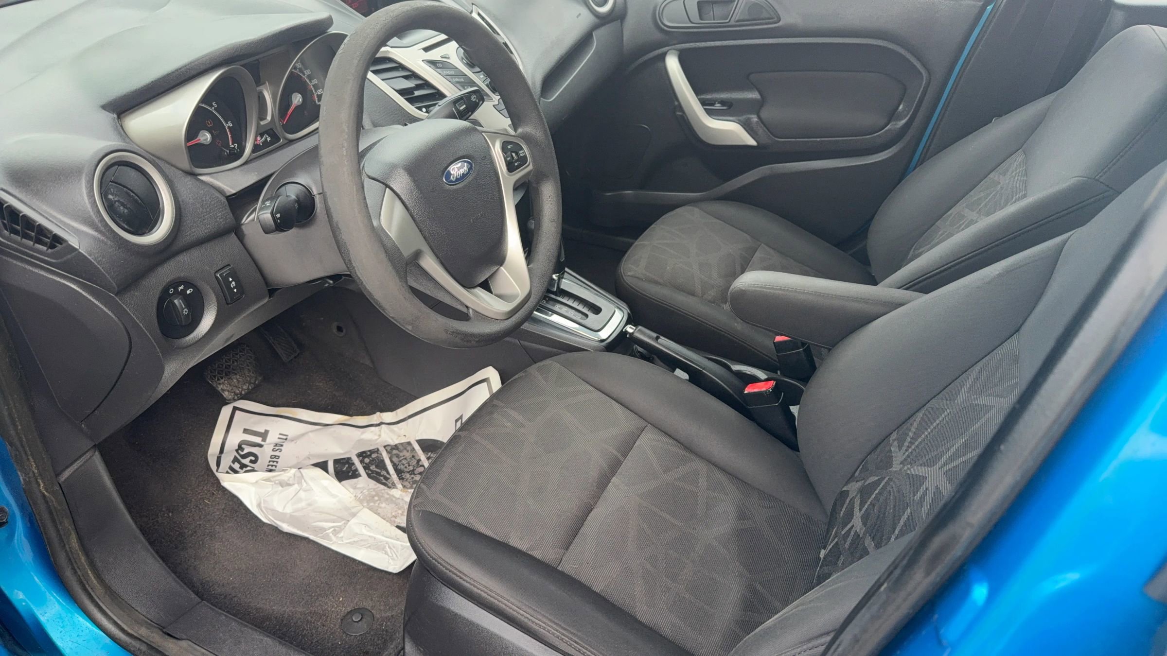 Used 2012 Ford Fiesta SE image 7