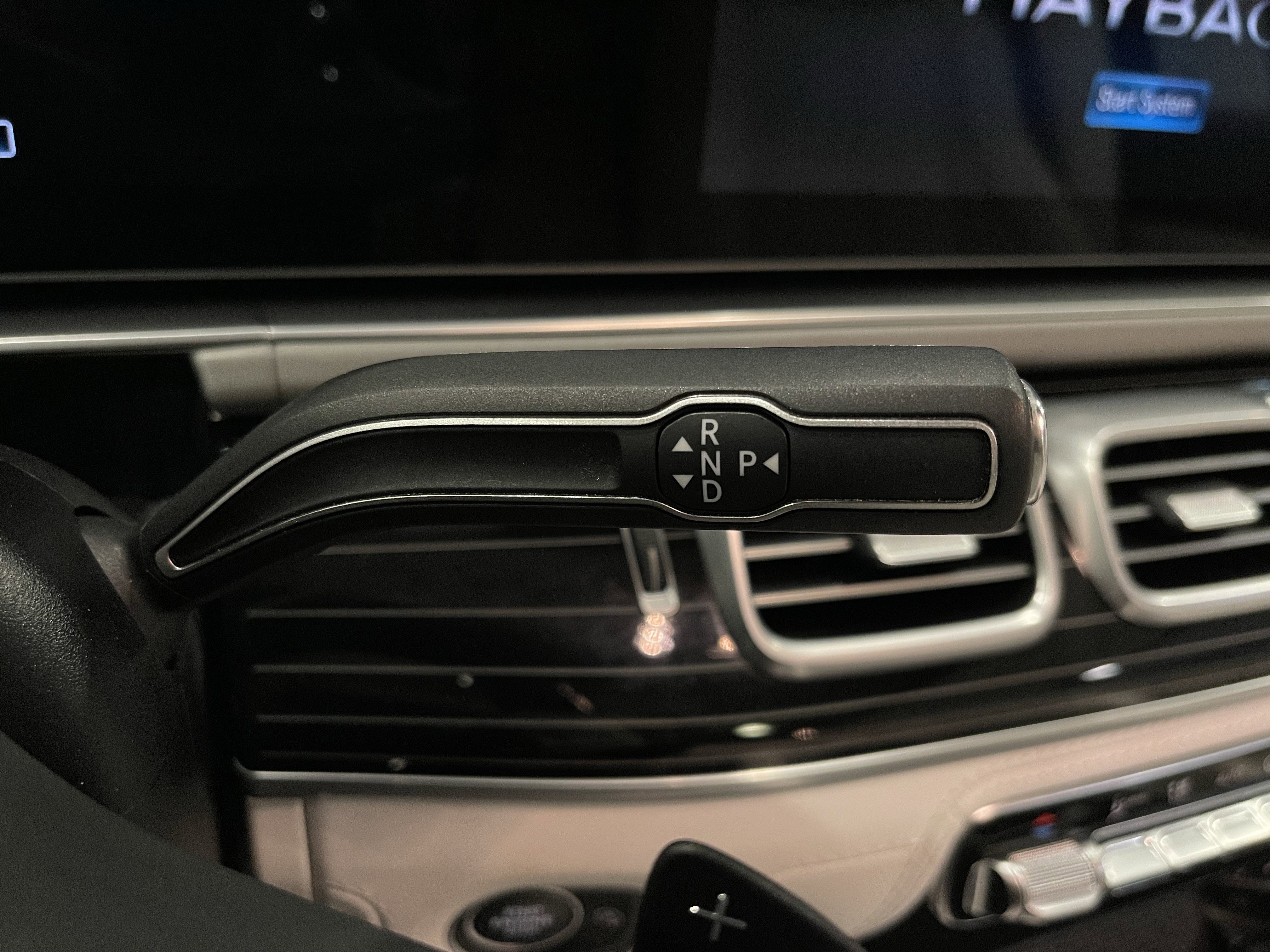 Used 2023 Mercedes-Benz Maybach GLS 600 4MATIC image 18