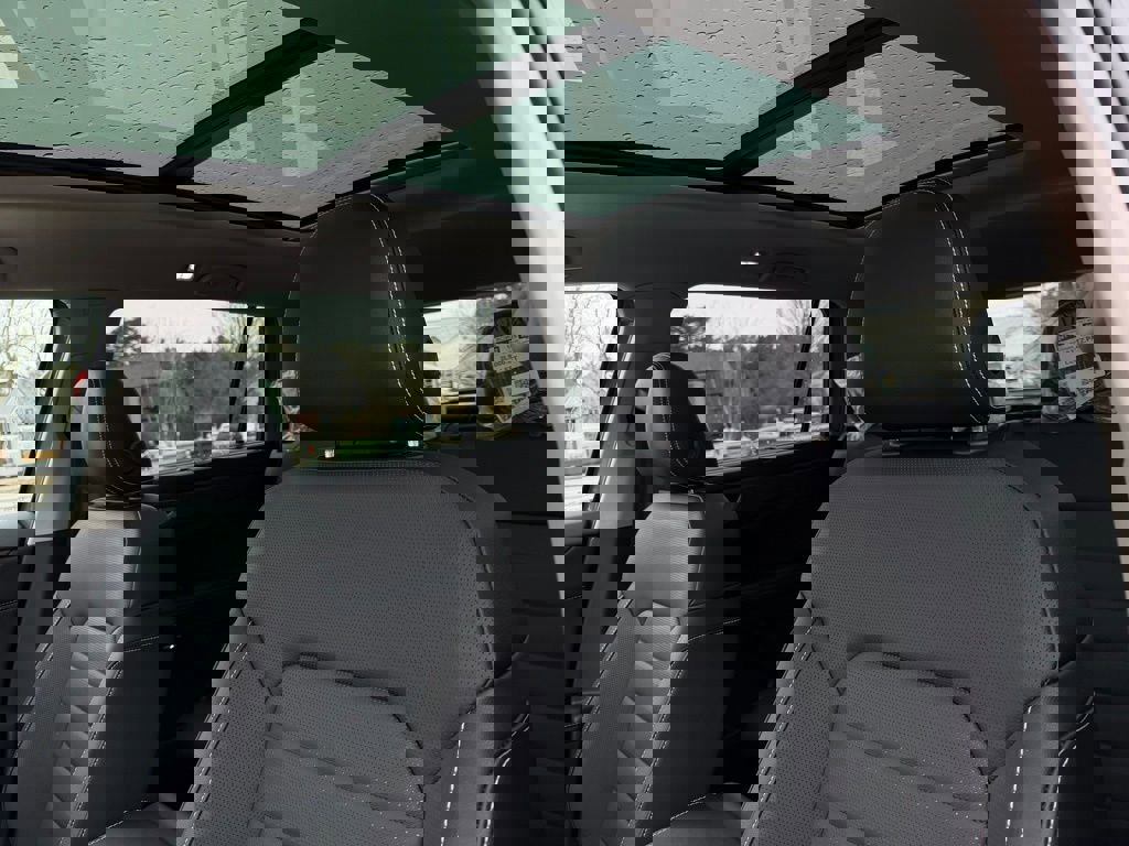 New 2026 Volkswagen Atlas SEL image 23