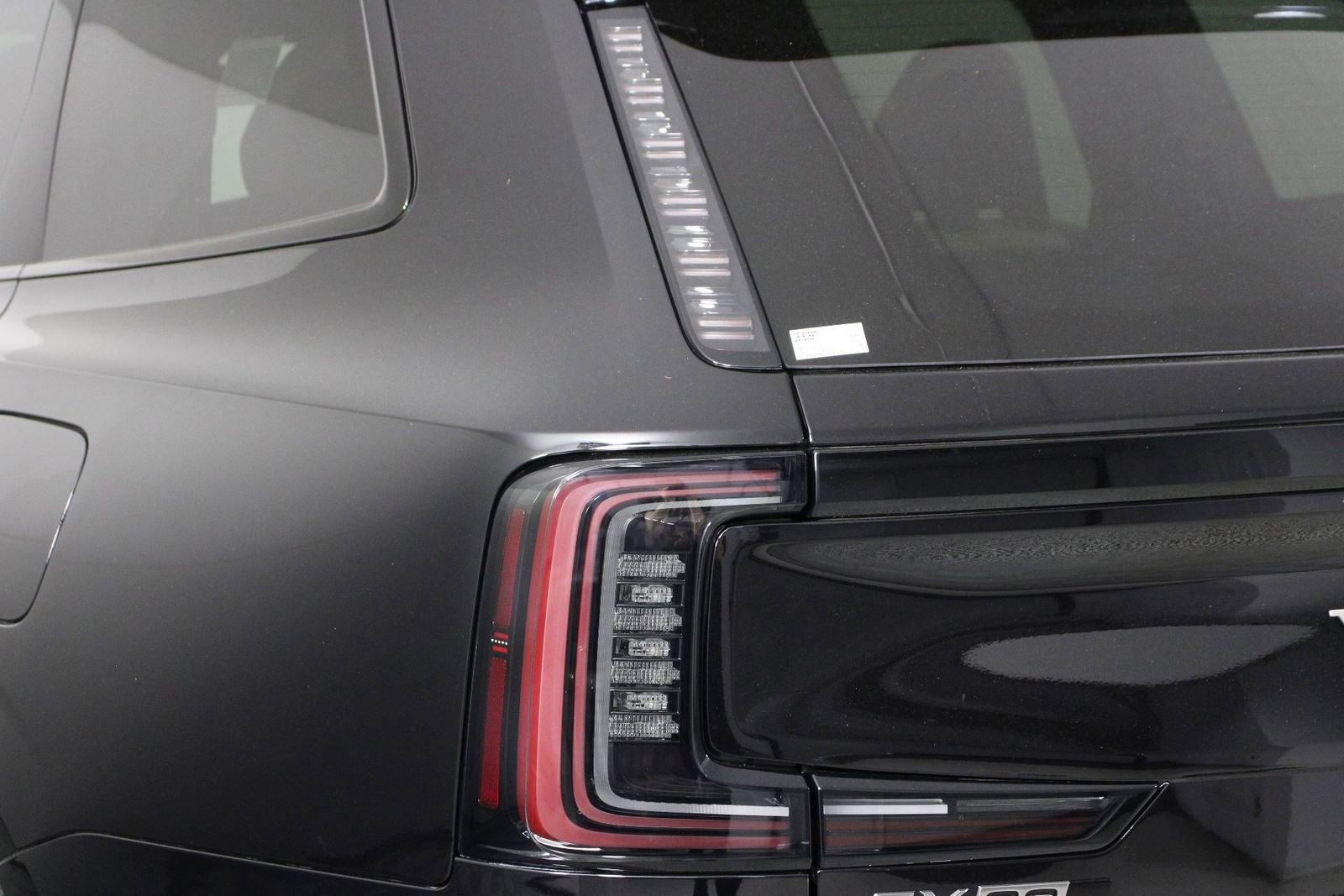 New 2026 Volvo EX90 Plus AWD/4WD image 14
