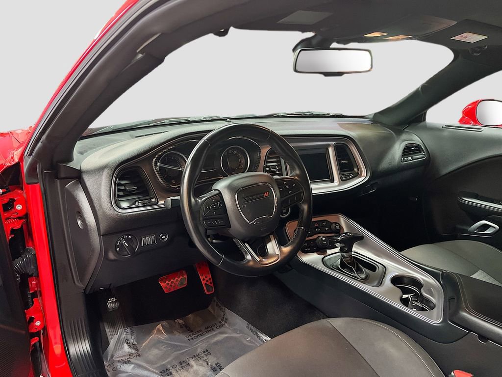 Used 2023 Dodge Challenger GT image 9