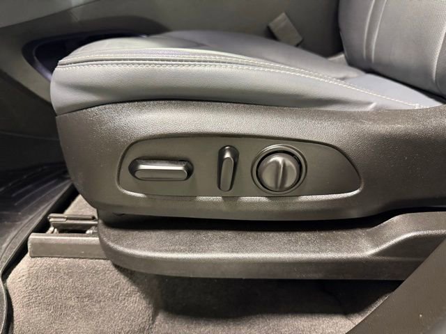 Used 2019 Buick Enclave Essence FWD image 14