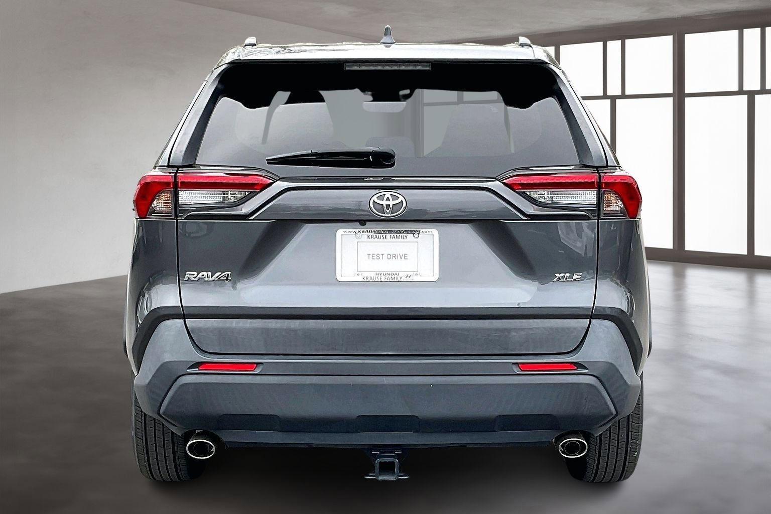 Used 2019 Toyota RAV4 XLE image 5