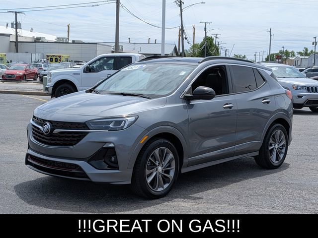 Used 2021 Buick Encore GX Essence w/ Experience Buick Package FWD image 4