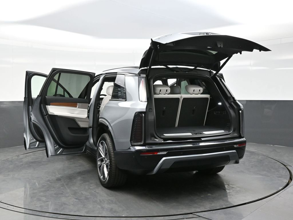 New 2026 Cadillac Vistiq Premium Luxury AWD/4WD image 28