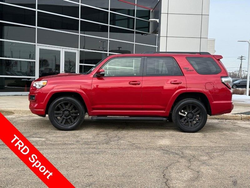 Used 2024 Toyota 4Runner TRD Sport AWD/4WD image 6