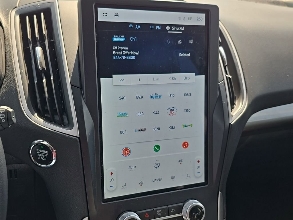 Used 2023 Ford Edge SEL AWD/4WD image 3