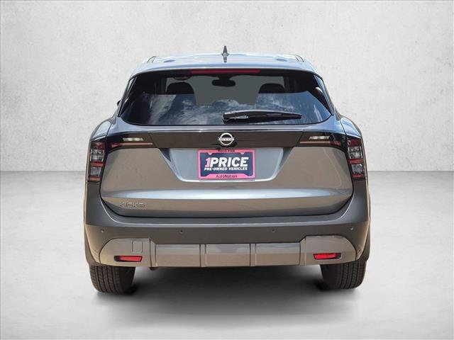 Used 2025 Nissan Kicks SV FWD image 7