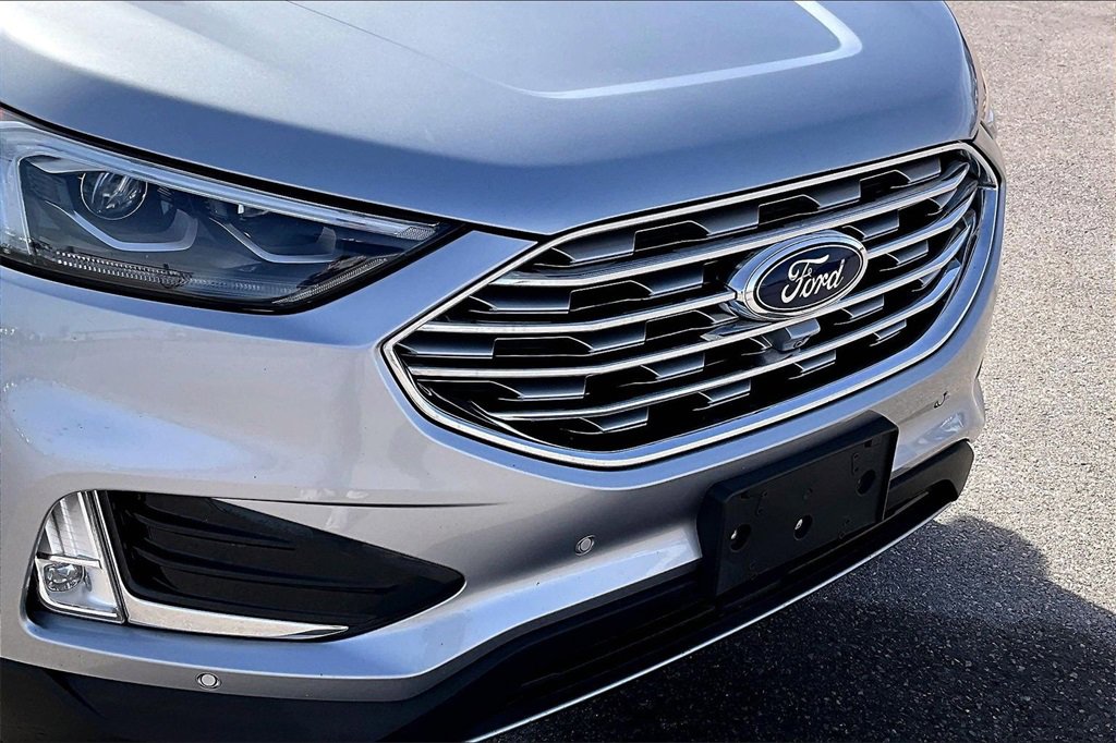Used 2022 Ford Edge Titanium w/ Equipment Group 301A image 27