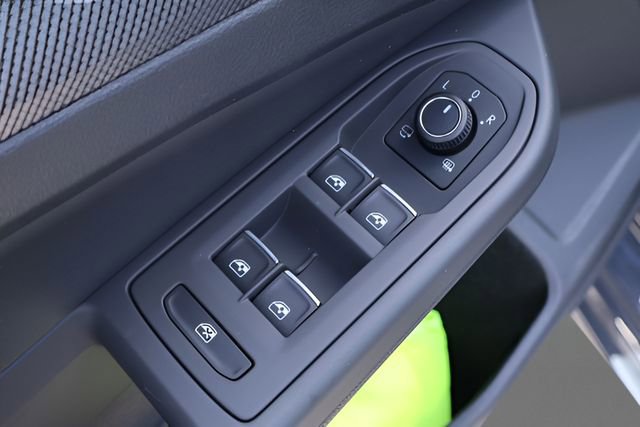 New 2026 Volkswagen Golf AWD/4WD image 11