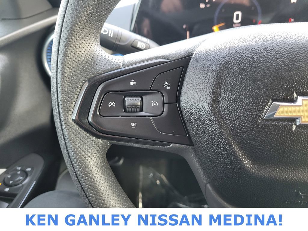 Used 2024 Chevrolet Trax LT image 30