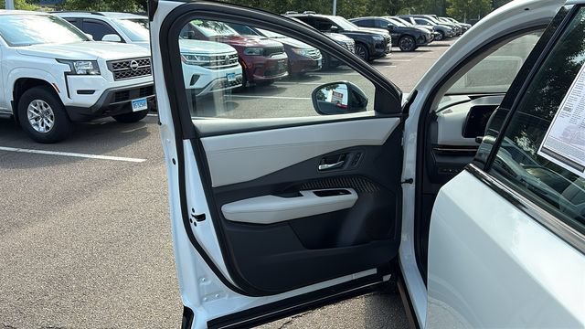 Certified 2024 Nissan Ariya AWD image 8