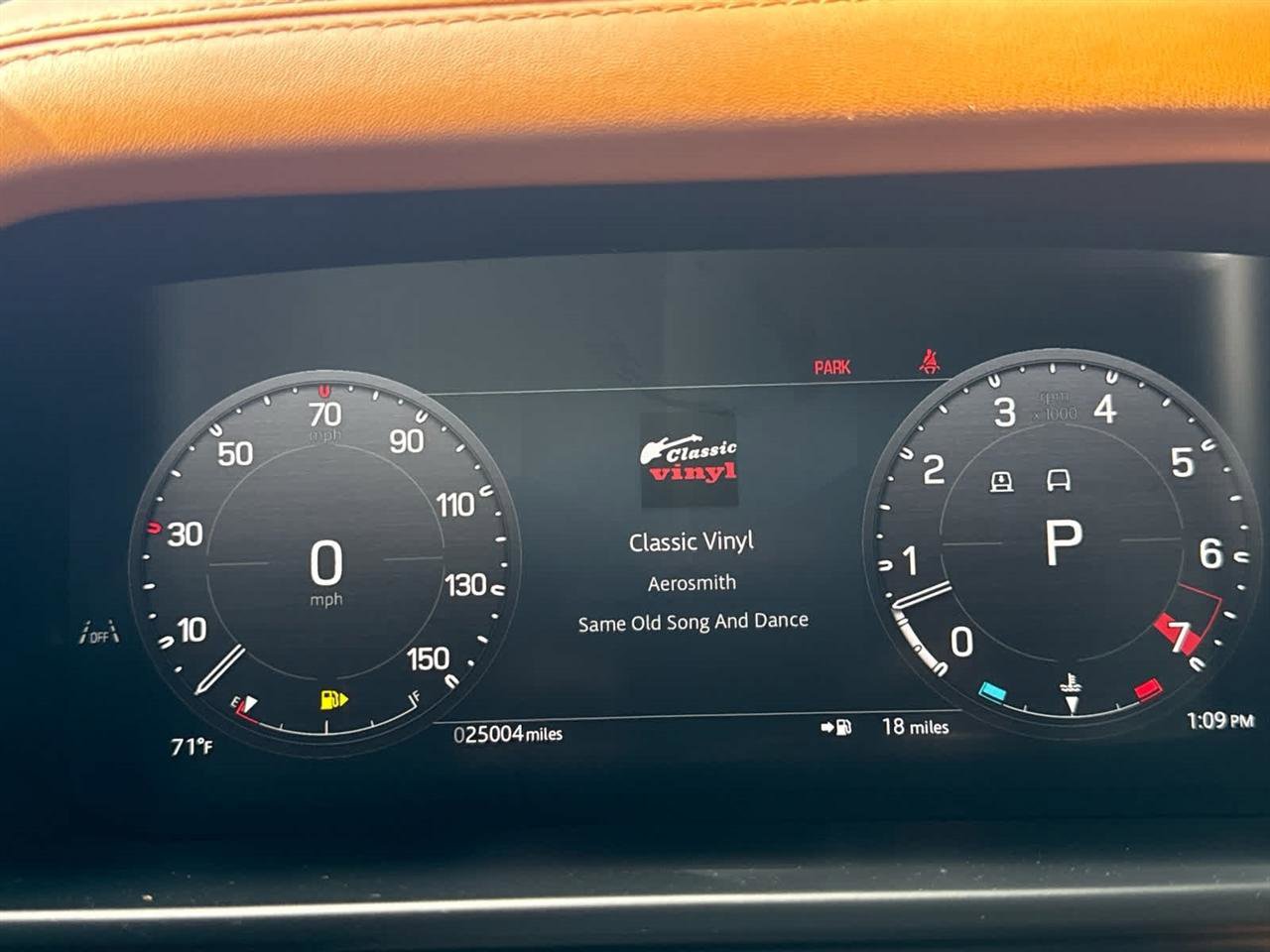 Used 2024 Land Rover Defender 130 X AWD/4WD image 29