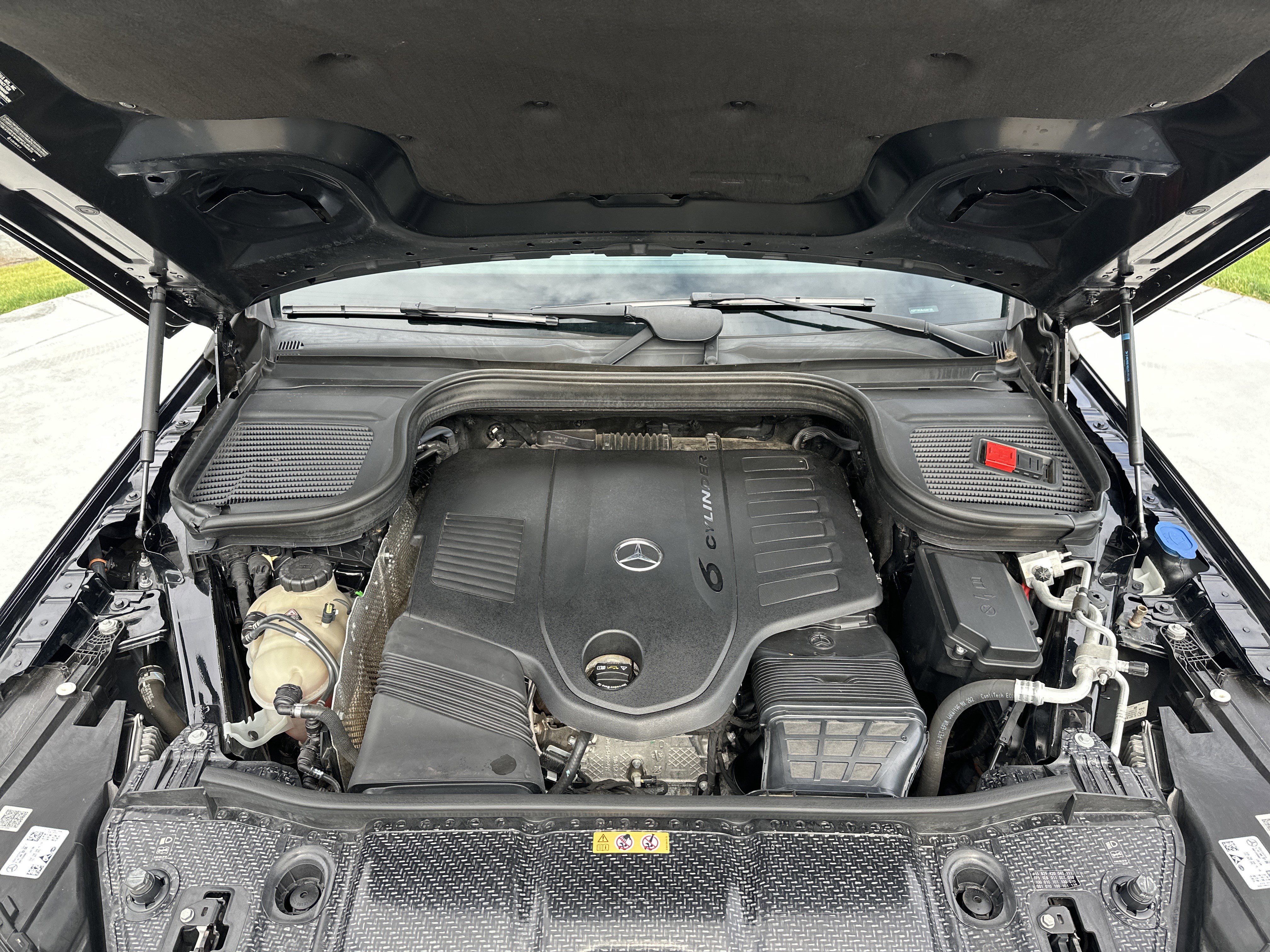 Used 2020 Mercedes-Benz GLS 450 4MATIC image 35