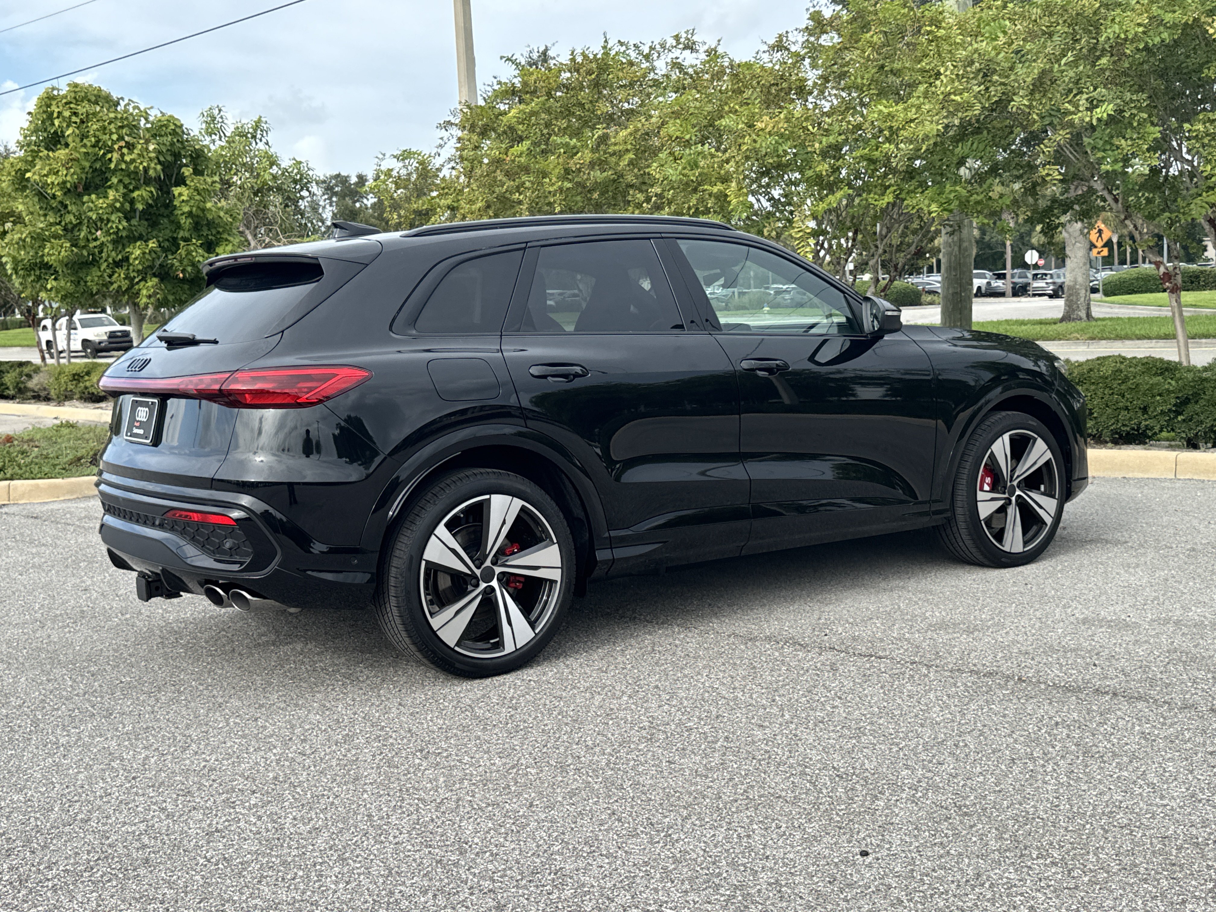 New 2026 Audi SQ5 Premium Plus AWD/4WD image 4