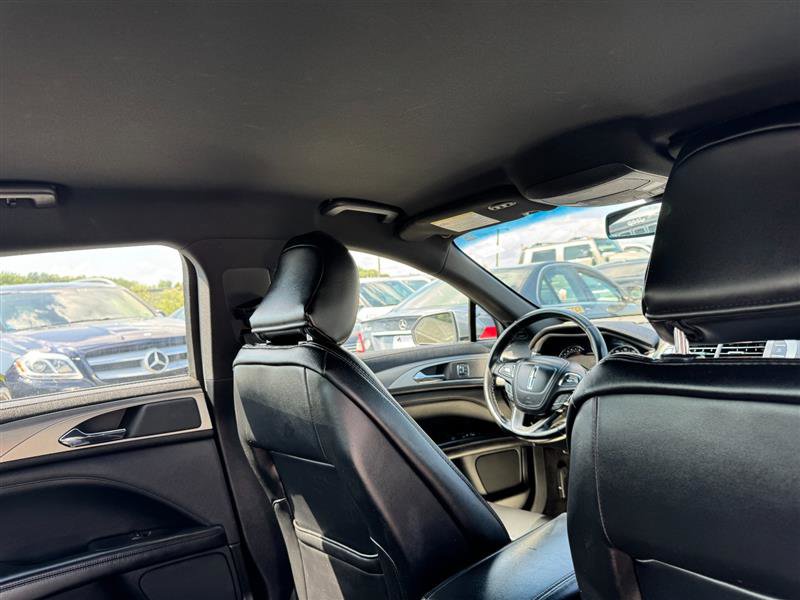 Used 2020 Lincoln MKZ FWD image 20