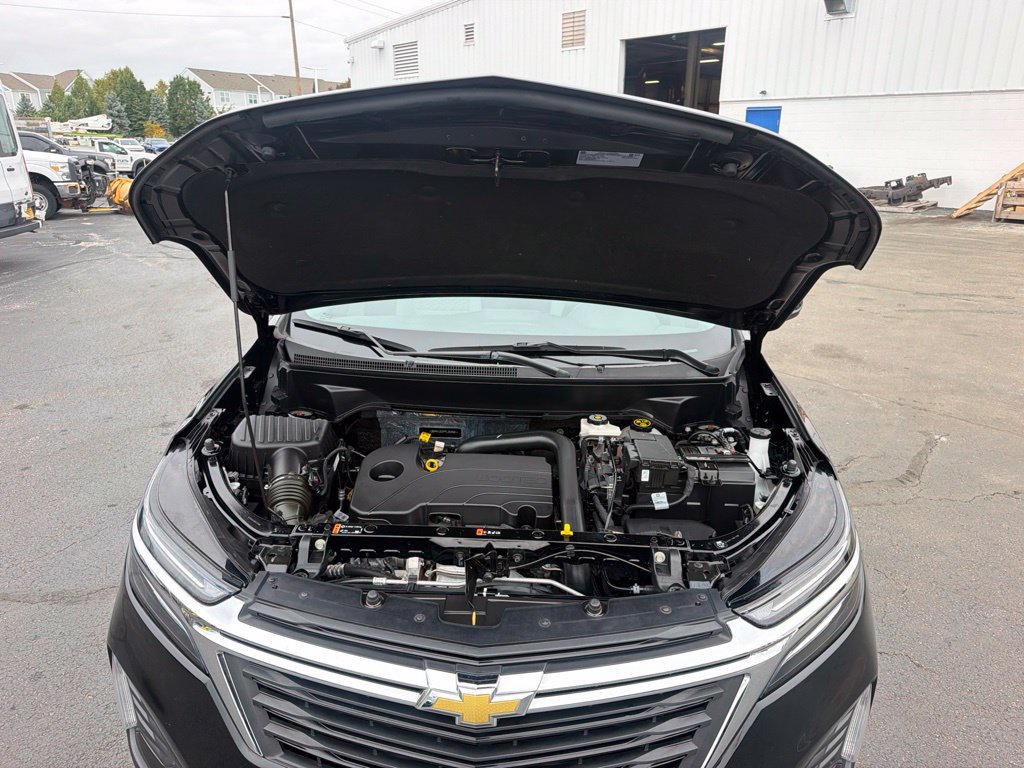 Used 2023 Chevrolet Equinox LT w/ Driver Convenience Package FWD image 16