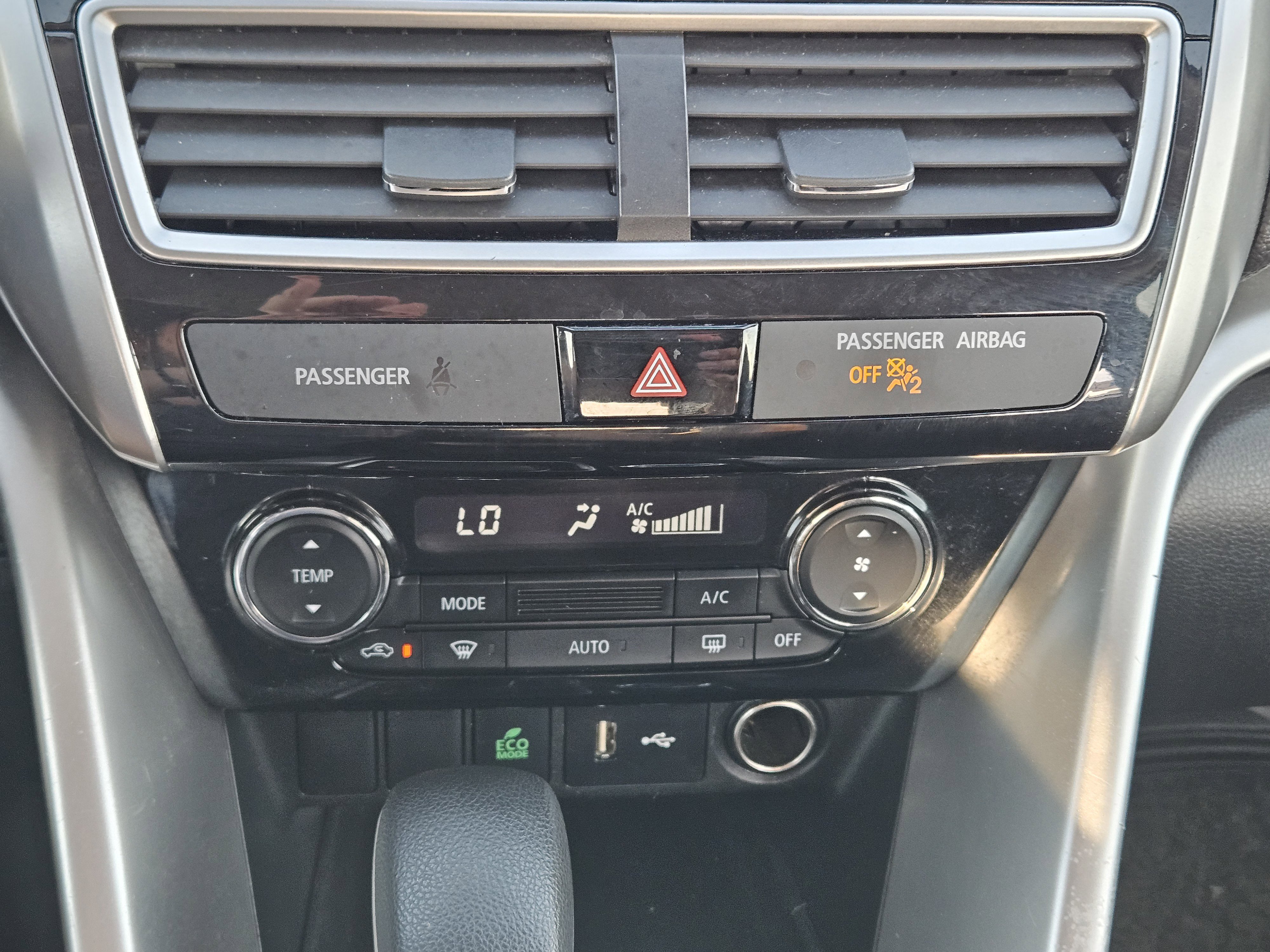 Used 2019 Mitsubishi Eclipse Cross ES AWD/4WD image 20