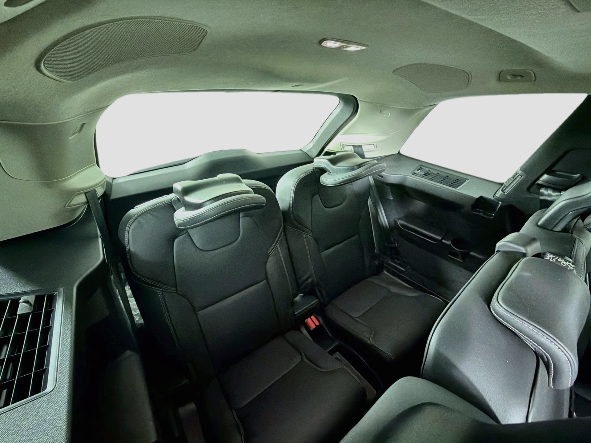 Used 2024 Volvo XC90 B6 Ultimate w/ Lounge Package AWD/4WD image 34