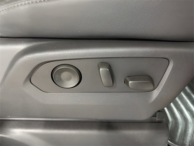 Used 2024 Chevrolet Silverado 1500 ZR2 w/ Technology Package image 33