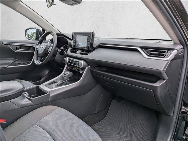 Used 2022 Toyota RAV4 XLE FWD image 22