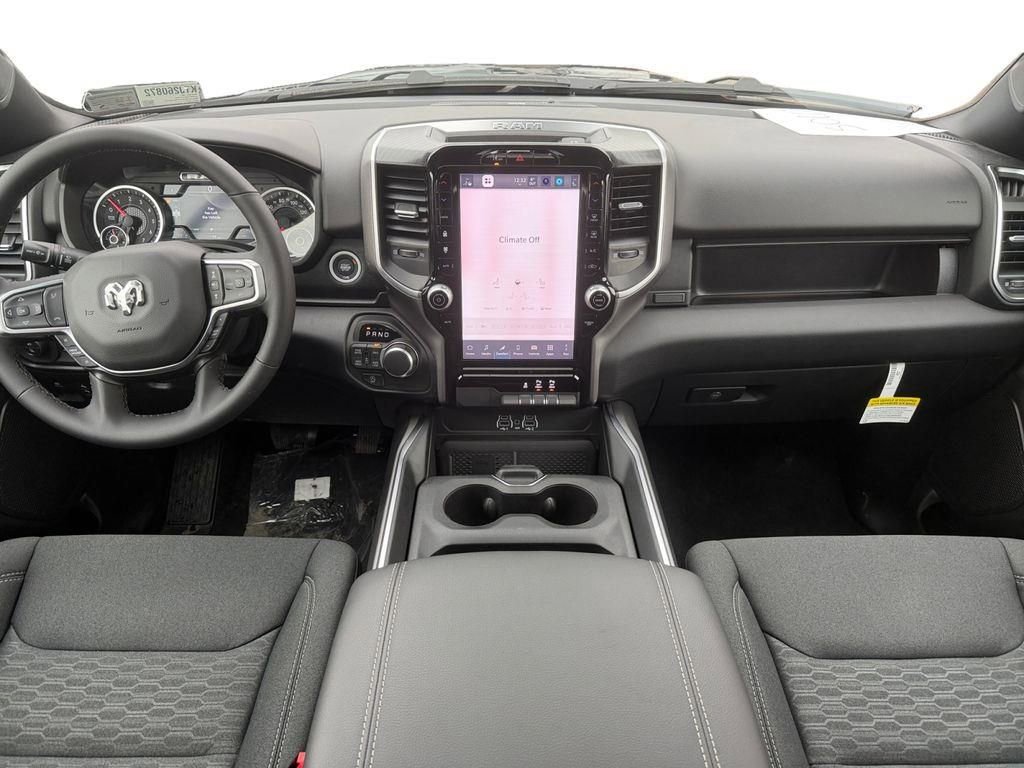 New 2026 RAM 1500 Big Horn AWD/4WD image 10