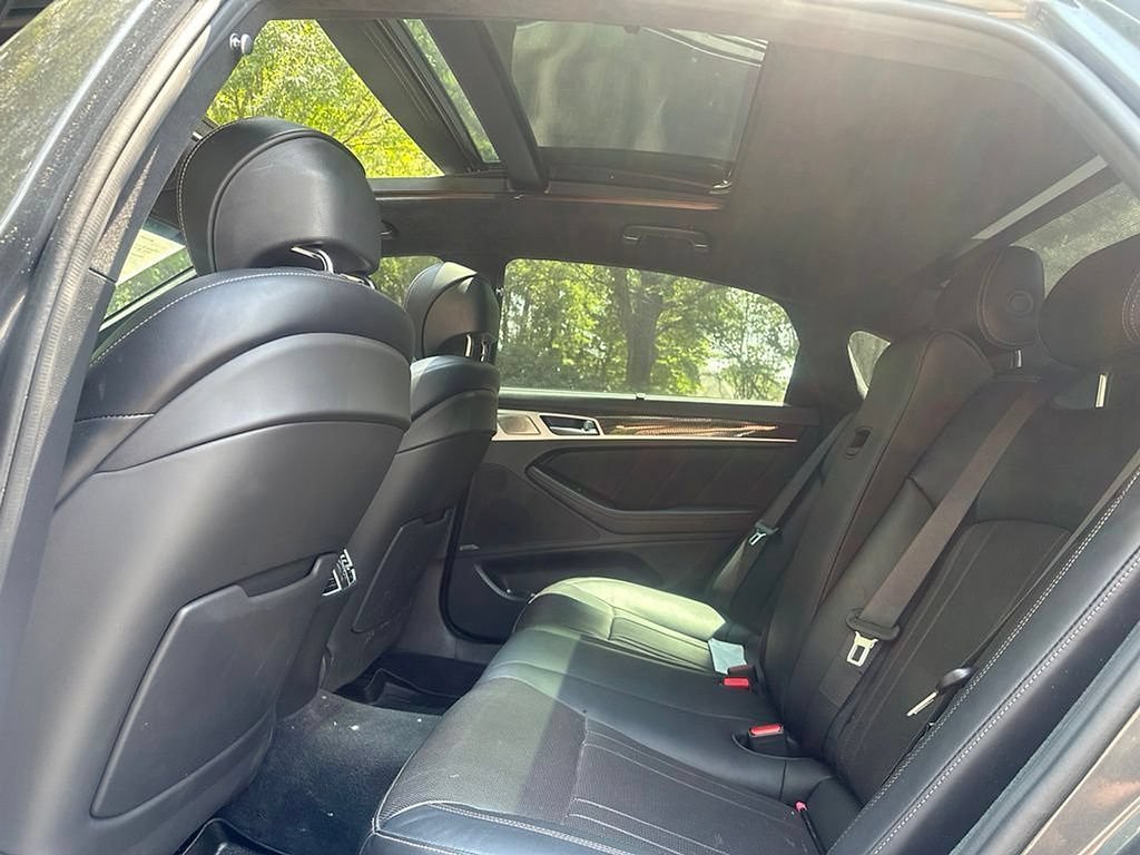 Used 2020 Genesis G80 3.3T Sport RWD image 7