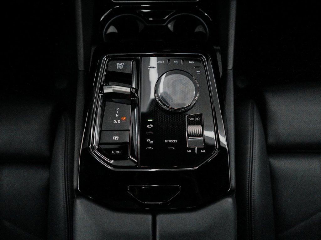 Used 2026 BMW 530i xDrive image 26