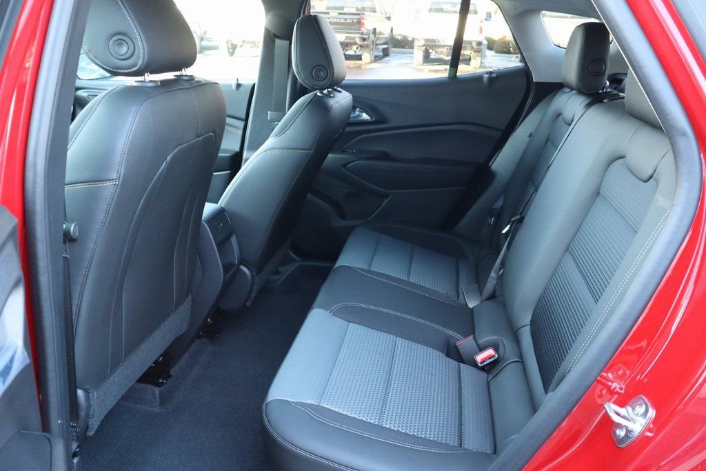 New 2026 Chevrolet Trax LT w/ LT Convenience Package image 17