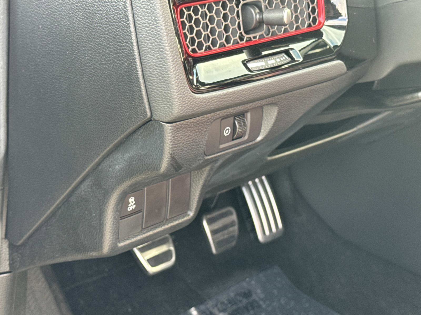 Used 2025 Honda Civic Si image 13