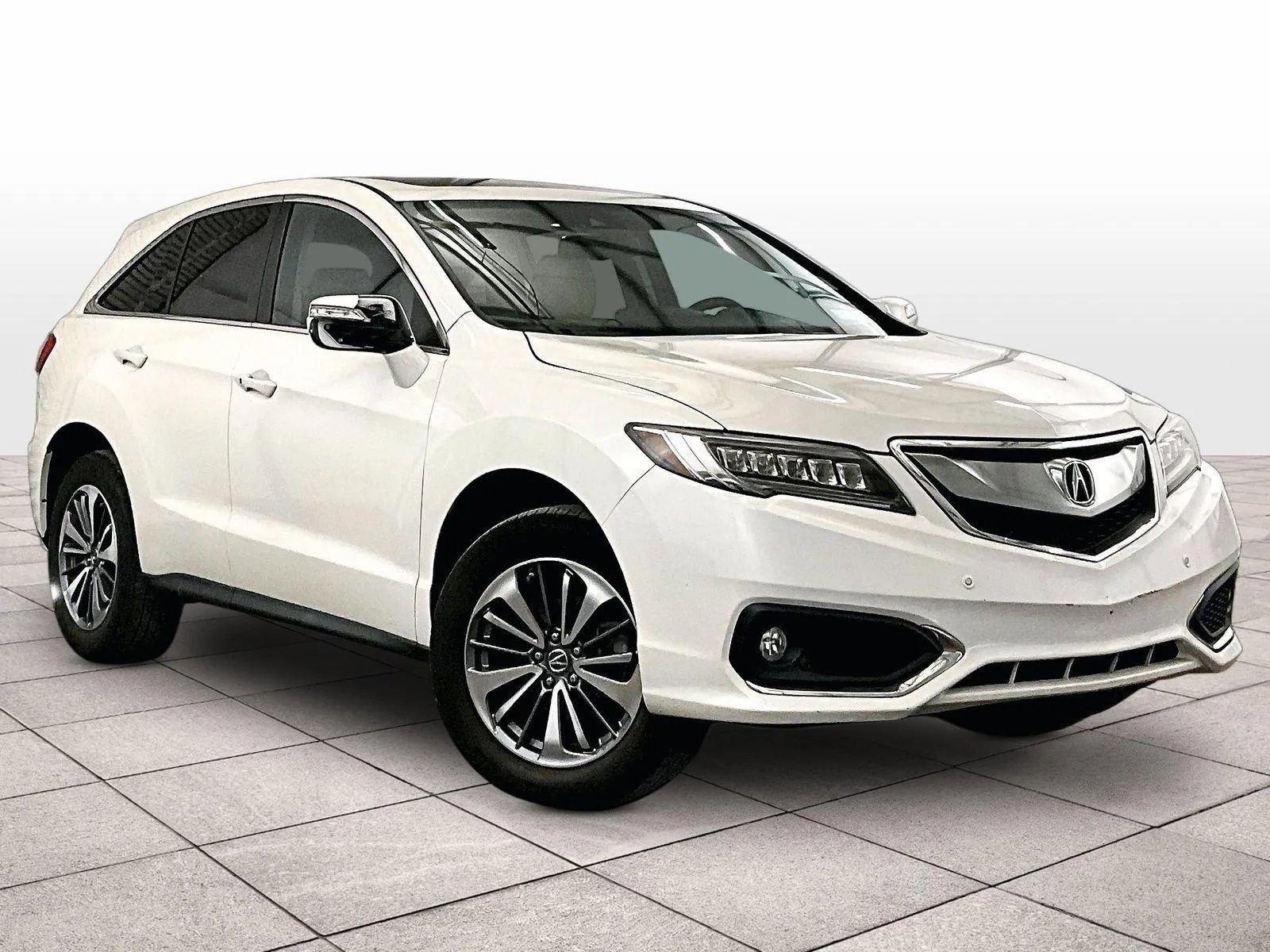 Used 2017 Acura RDX FWD w/ Advance Package image 2