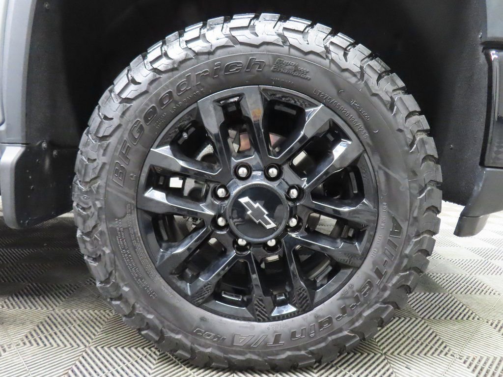 Used 2025 Chevrolet Silverado 2500 LTZ w/ Trail Boss Package image 8