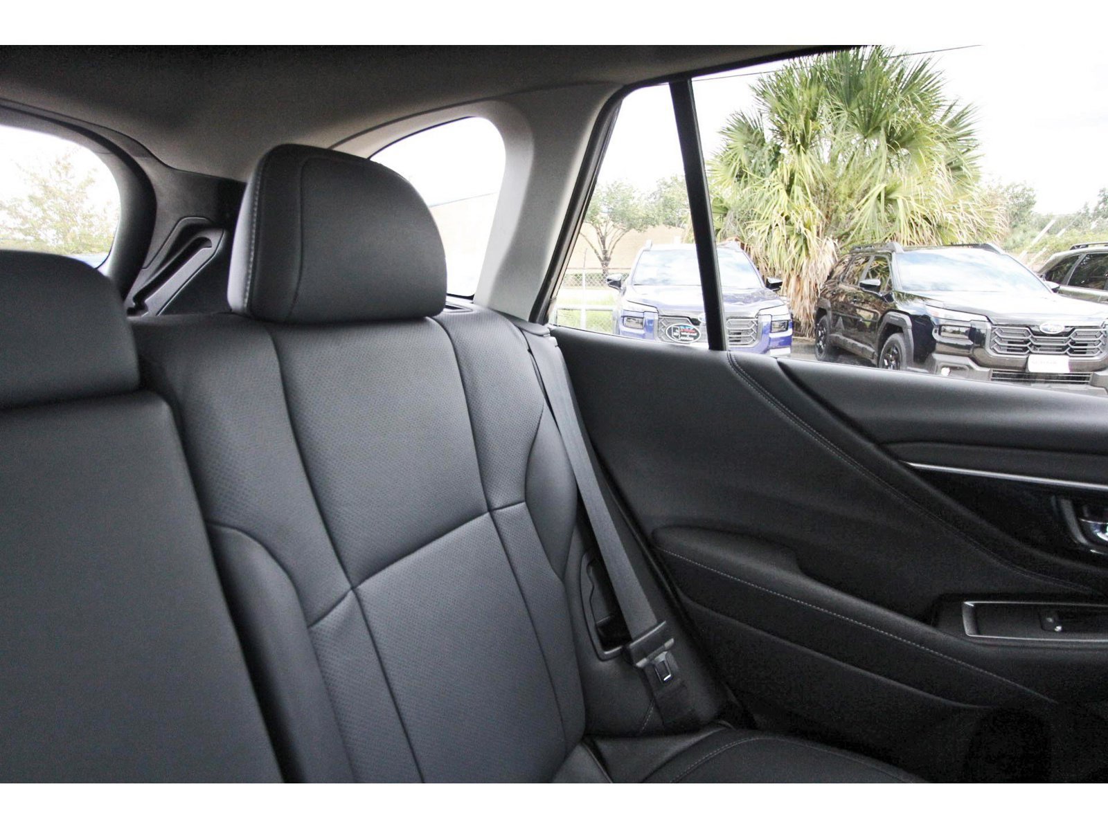 Used 2020 Subaru Outback Limited w/ Popular Package #2 AWD/4WD image 12