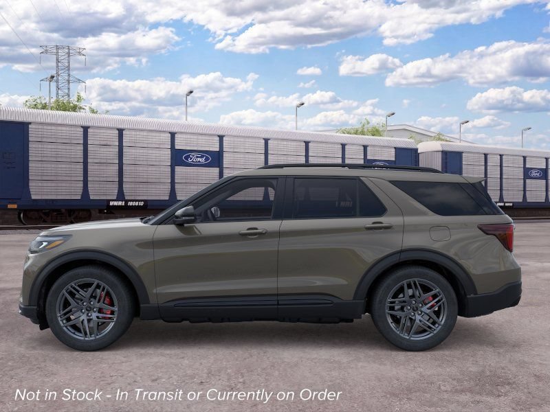 New 2026 Ford Explorer ST RWD image 3