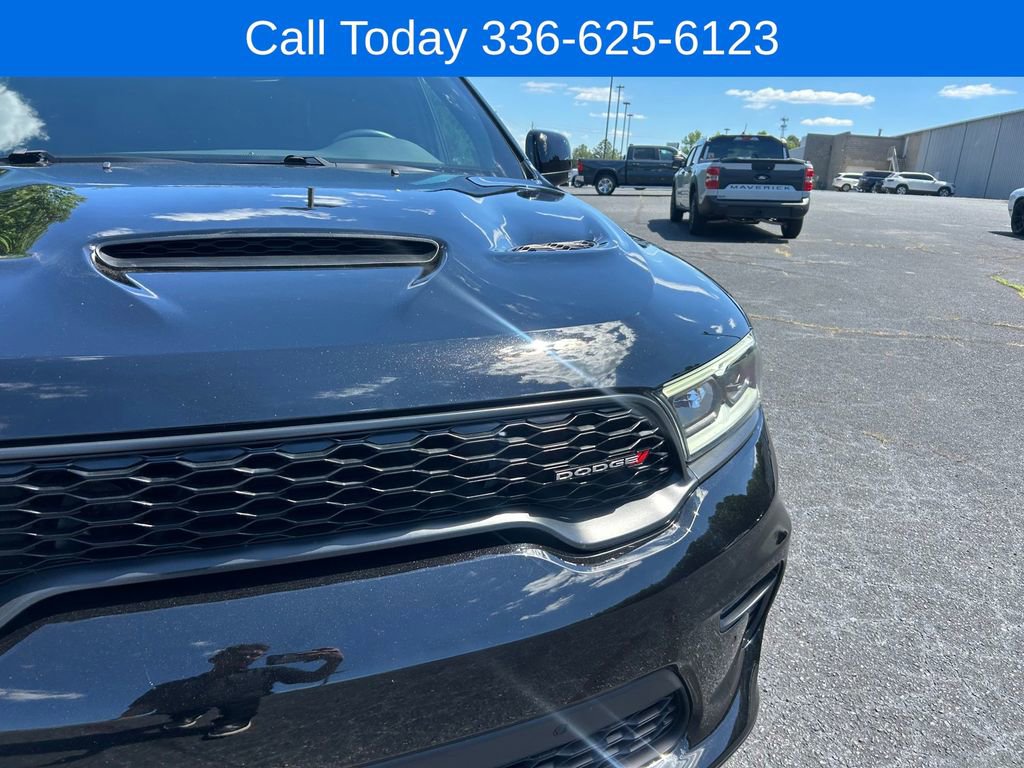 Used 2023 Dodge Durango R/T AWD/4WD image 10