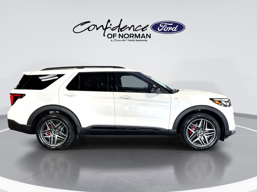 New 2026 Ford Explorer ST-Line w/ ST-Line Street Pack AWD/4WD image 10