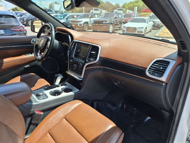 Used 2018 Jeep Grand Cherokee Summit w/ Platinum Series Group AWD/4WD image 21