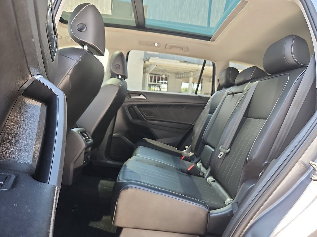 Used 2022 Volkswagen Tiguan SE AWD/4WD image 6