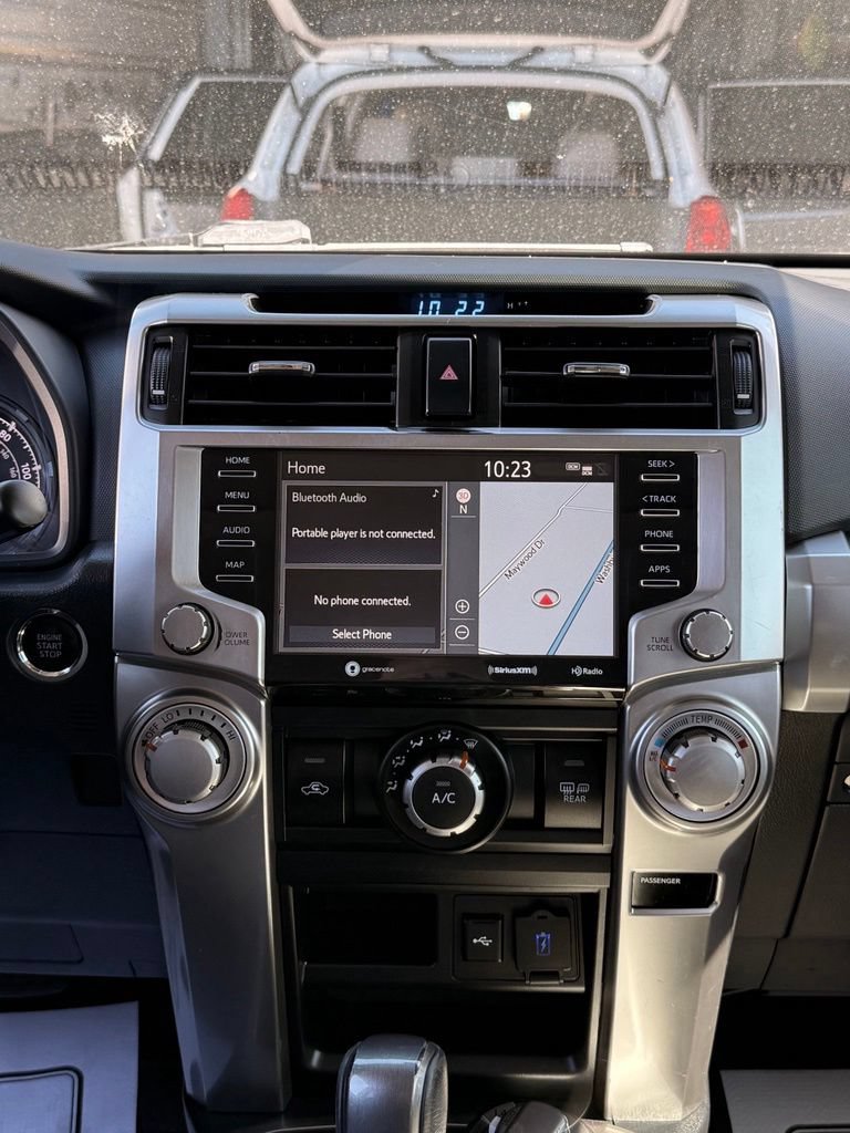 Used 2022 Toyota 4Runner SR5 Premium w/ Moonroof Package AWD/4WD image 20